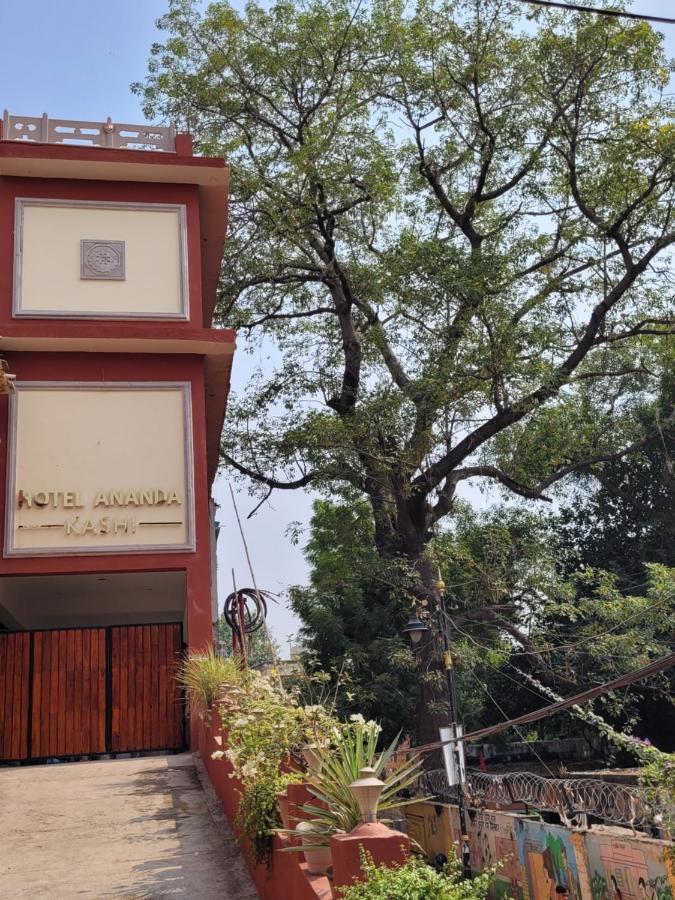 Hotel Ananda Kashi Varanasi Exteriör bild