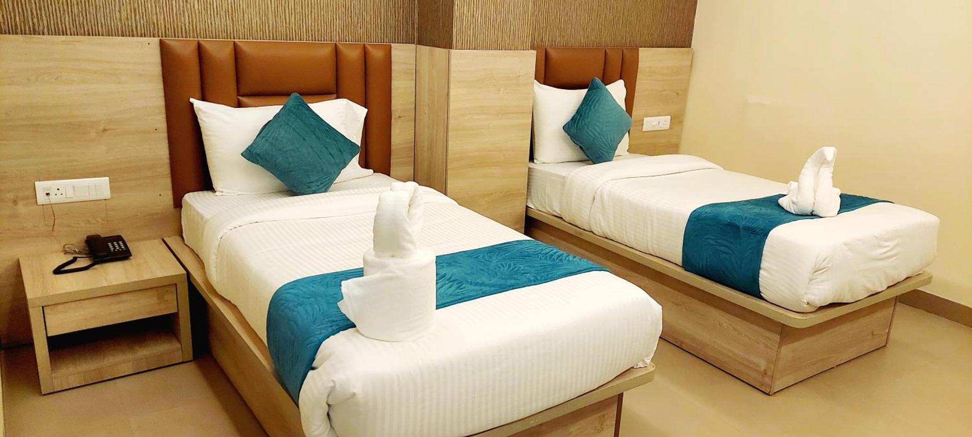 Hotel Ananda Kashi Varanasi Exteriör bild
